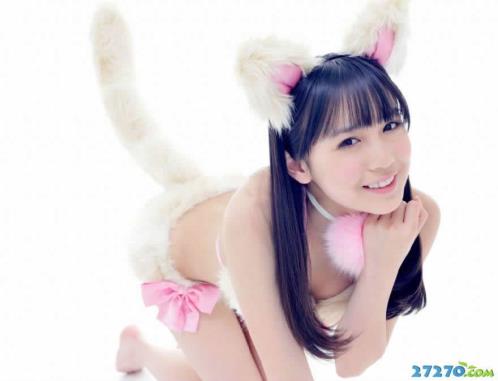 关于一个人孤单坚强生活的句子 在乎一个人的短(精选14句)