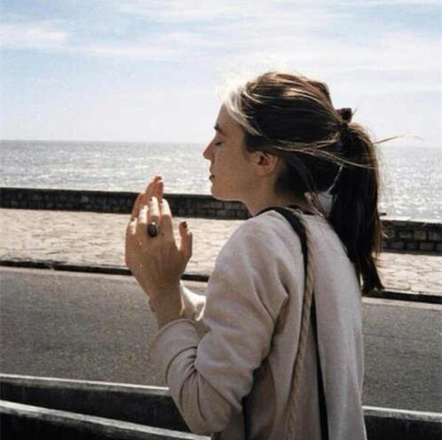 女人善待自己的句子(精选14句)