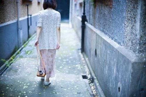 情侣伤感的句子图片 情侣之间的伤感句子(精选18句)