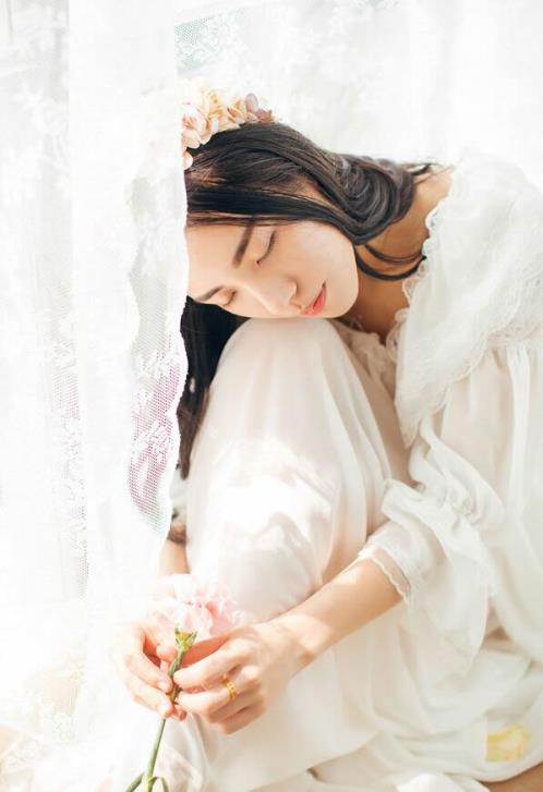 表扬学生的句子：上课总是全神贯注…(精选30句)