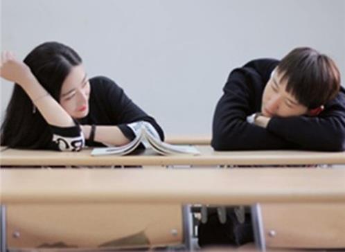 人生过客图片带文字 最心碎最伤心的句子(精选21句)