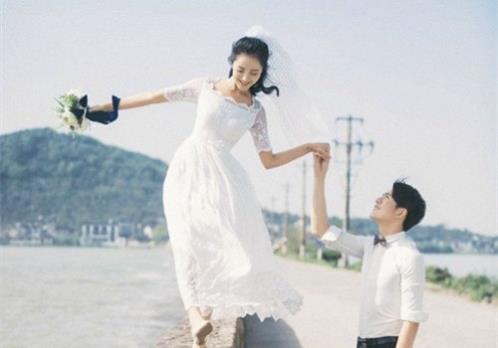 女生个性签名冷淡霸气简短(精选21句)