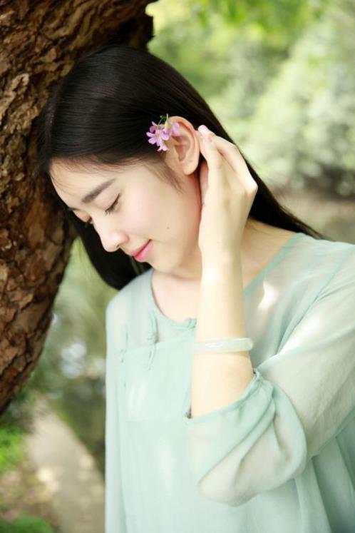 伤感语句看了想哭的十个字 伤感的句子看了都想(精选29句)